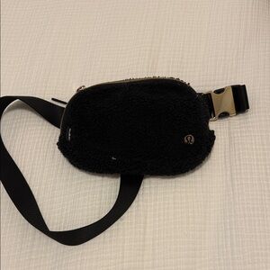 Lululemon Black Fleece Belt Bag